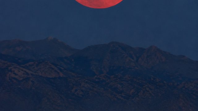 Don't Miss the Spectacular Strawberry Moon This June